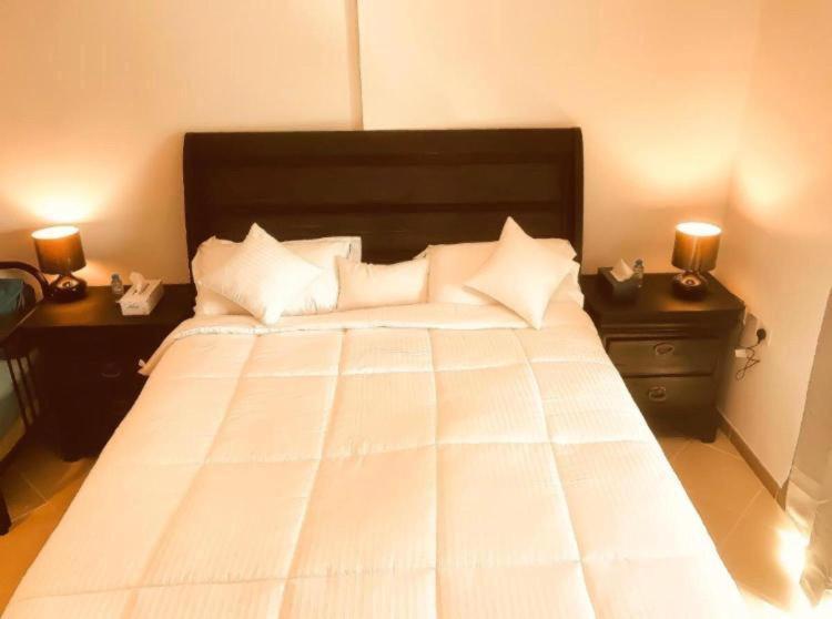 Royal Marina Inn Дубай Екстериор снимка