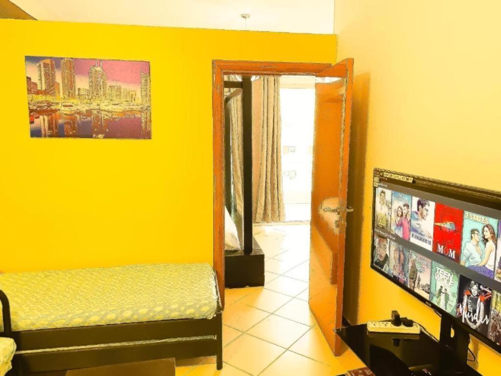Royal Marina Inn Дубай Екстериор снимка